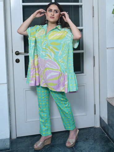 The Boozy Button Rainbow Pleated Green Linen Co Ord Set Plus Size