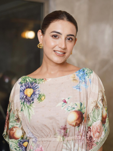 The Boozy Button Sabr Cream Linen Short Kaftan Plus Size