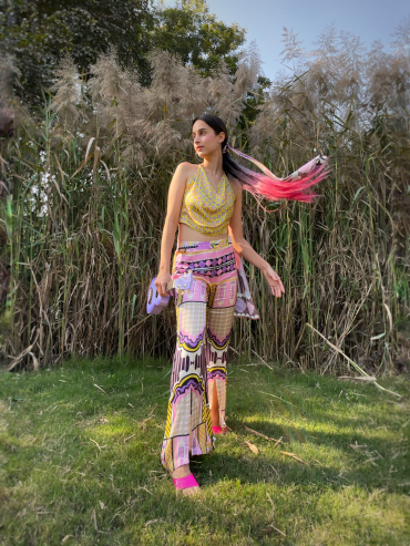 Nayeli GenZ Crop top & pant set & Fly dupatta