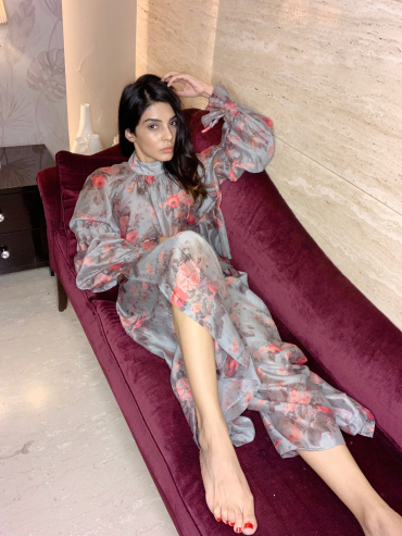 Frill top with Knotted Bottoms