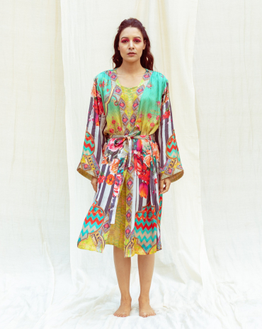 Savage Flowy Vacation Wear Robe