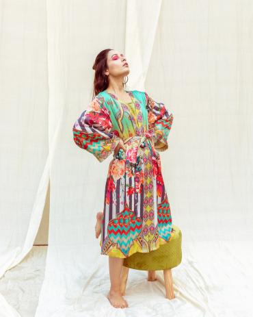 Savage Flowy Vacation Wear Robe