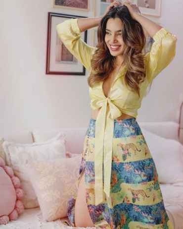 Summer In The City Knot-Me Top & Skirt