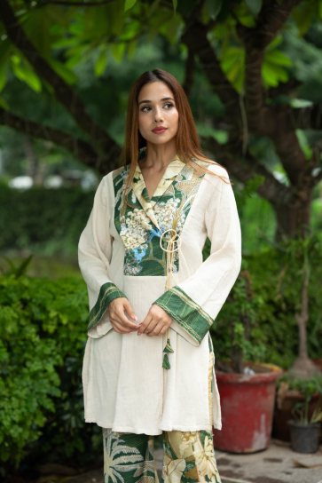 The Boozy Button Sophia Green Linen Co Ord Set Plus Size