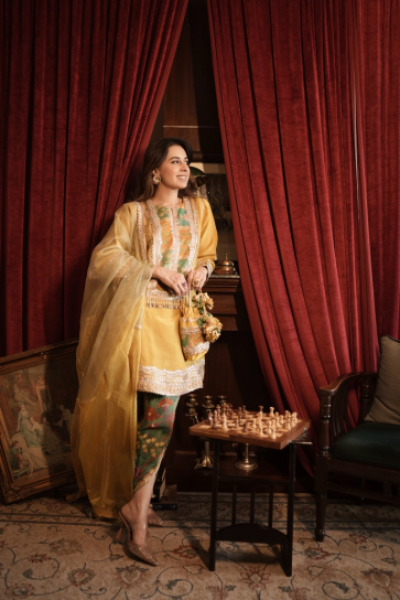 The Boozy Button Bagh Yellow Cotton Silk Kurti Pant Dupatta