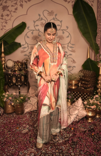 The Boozy Button Barfi Red Cotton Silk Kurta Pant Dupatta