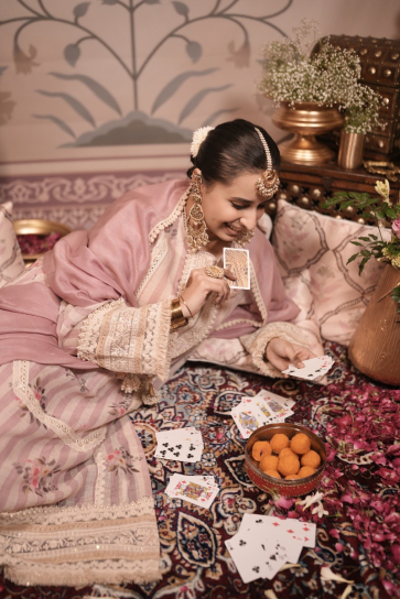 The boozy button shashthi pink linen long kurta pant 