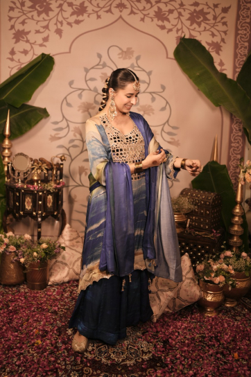 The Boozy Button Jalebi Blue Cotton Silk Kurta Pant Dupatta
