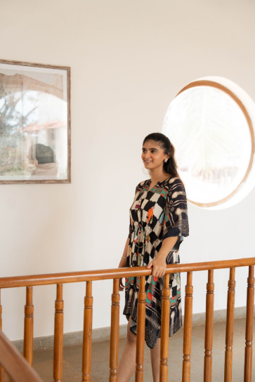 THE BOOZY BUTTON KHAYAAL BLACK COTTON SILK SHORT KAFTAN