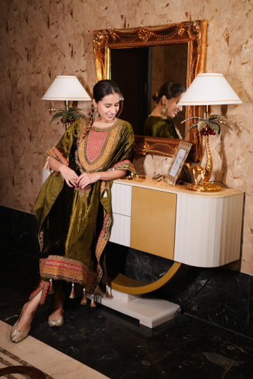 The Boozy Button Titlian Green Velvet Kaftan Salwar