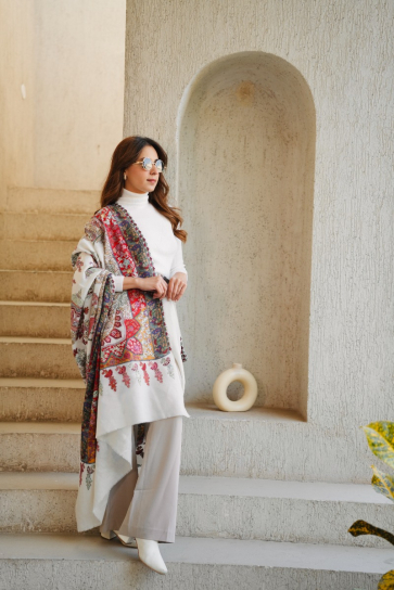 The Boozy Button Dawaat-E-Ishq White Woollen Pashmina Shawl