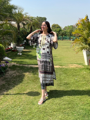 The Boozy Button Inayat Black Cotton Silk Kaftan Pant