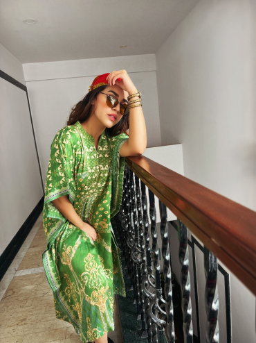 The Boozy Button Power Yoga Green Cotton Silk Short Kaftan Plus Size