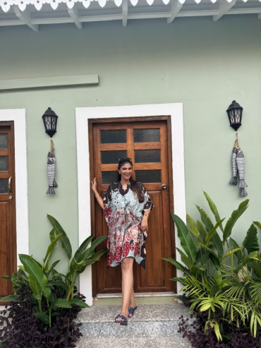 THE BOOZY BUTTON CANDY BLACK COTTON SILK SHORT KAFTAN