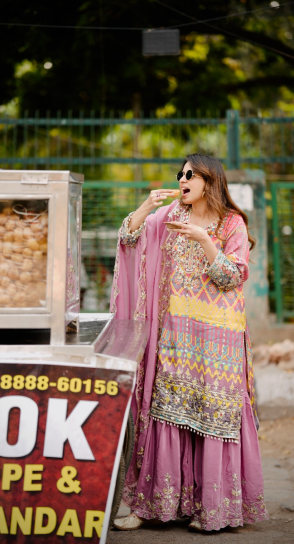 The Boozy Button Scoops Pink Cotton Silk Kurta Salwar Dupatt