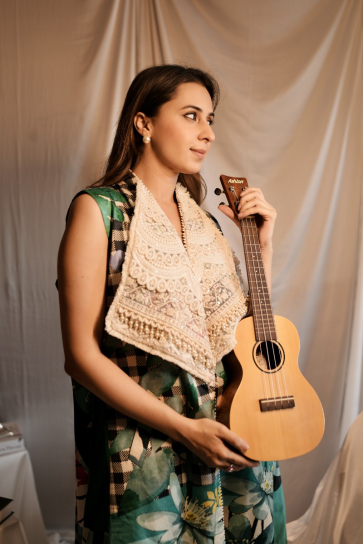 The Boozy Button Walking Green Cotton Silk Canvas Jacket Plus Size